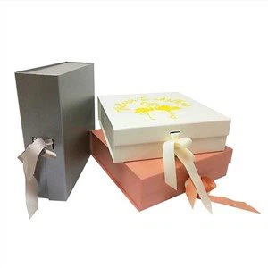 กล่องเครื่องประดับบานพับ